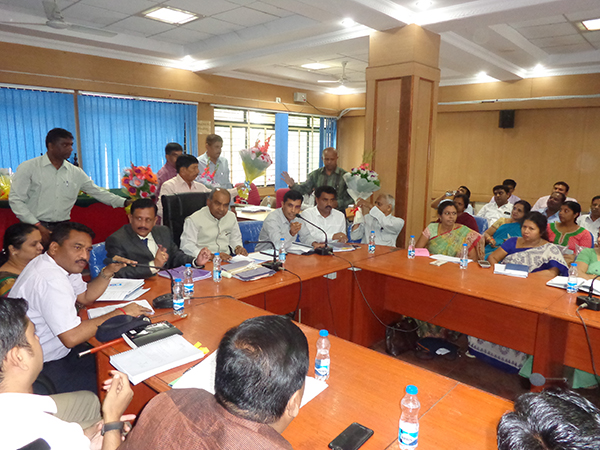 ಕನ್ನಡ ನಿರ್ಲಕ್ಷಿಸುವ ಅಧಿಕಾರಿಗಳ ವಿರುದ್ಧ ದಂಡನೆಗೆ ಶಿಫಾರಸ್ಸು: ಪ್ರೊ.ಎಸ್‌.ಜಿ.ಸಿದ್ದರಾಮಯ್ಯ